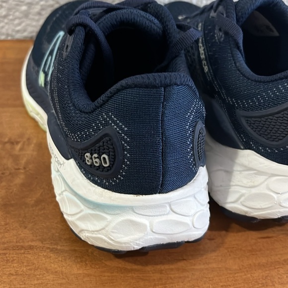 New Balance Sneakers Women's 6.5 Fresh Foam X 860 V13 Running Shoe - Picture 9 of 11
